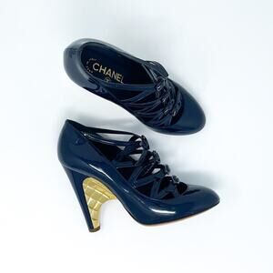 CHANEL Quilted Patent Leather Strappy Heels Navy Blue Gold EU 38